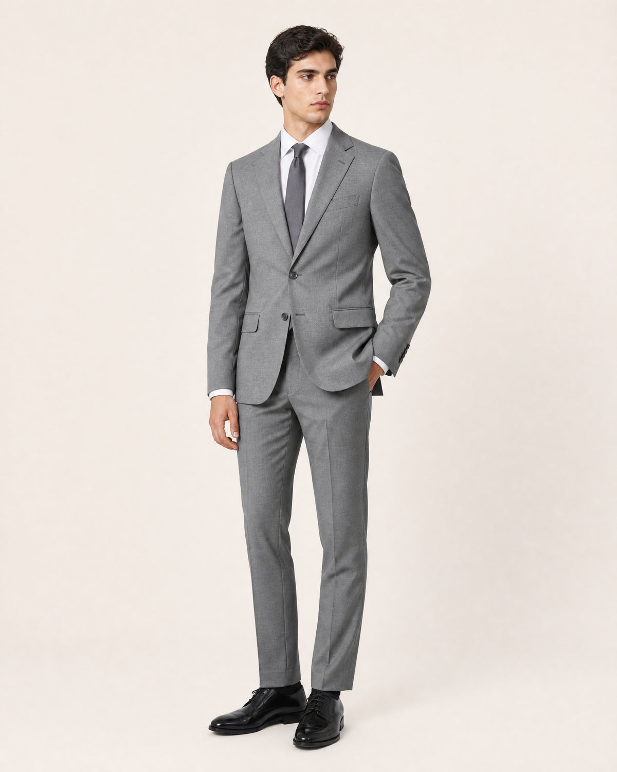 Costume deux pièces gris - silhouette